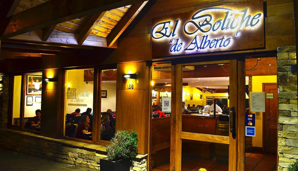 Comer em Bariloche no El Boliche de Alberto